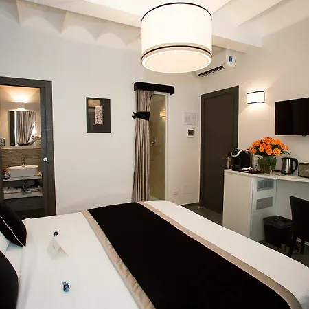 Guest house Trivium Fontana Di Trevi 3*